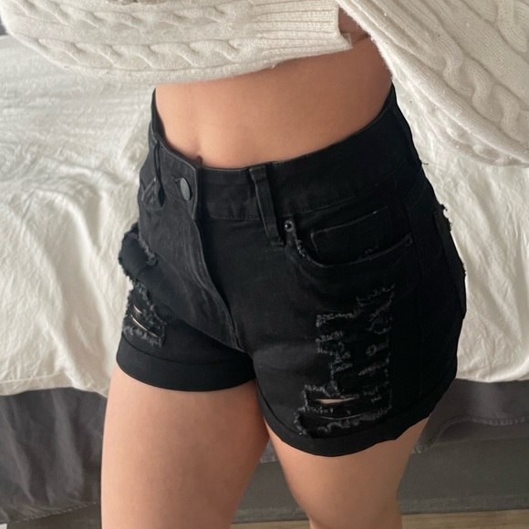 Shorts - Picture 1 of 5